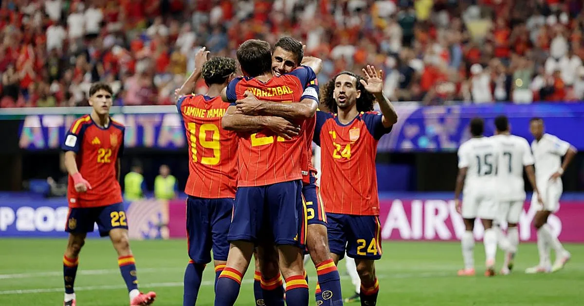España se mide a Uruguay con cambios en el once para asegurar el liderato del Grupo H