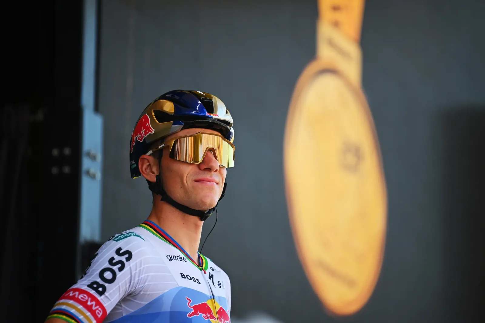 Einer Rubio abandona el Tour de Francia tras un accidente en el Alpe d’Huez