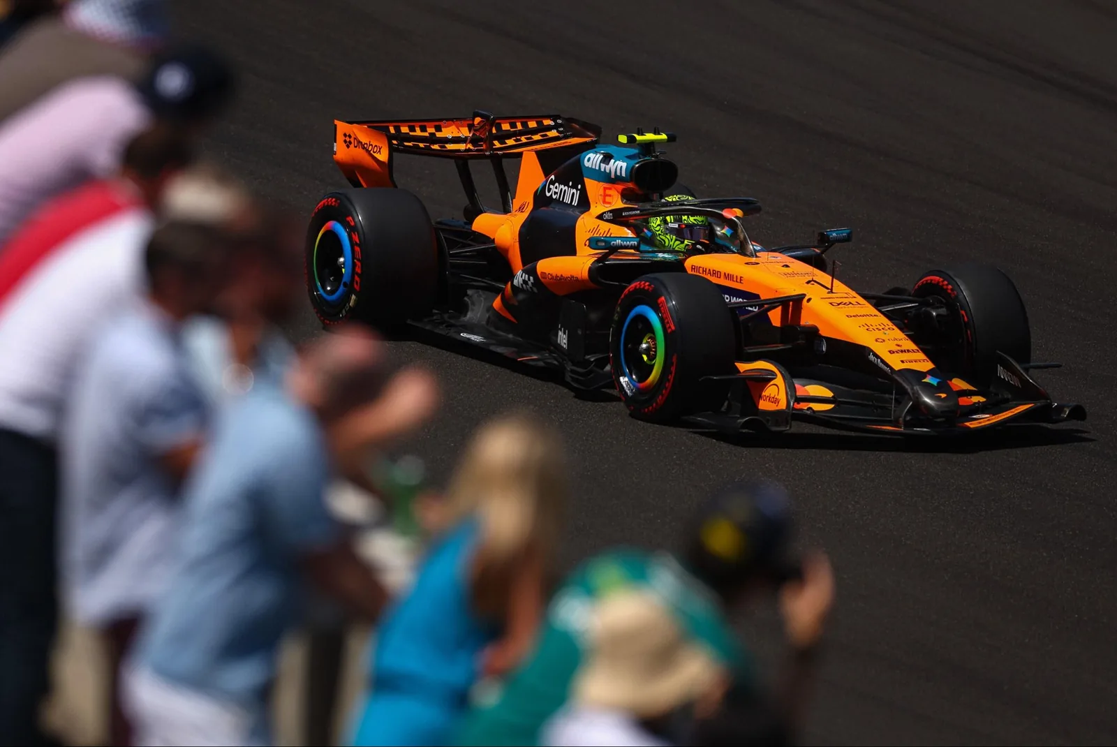 Norris consigue la pole en Hungría; Alonso avanza a la Q2