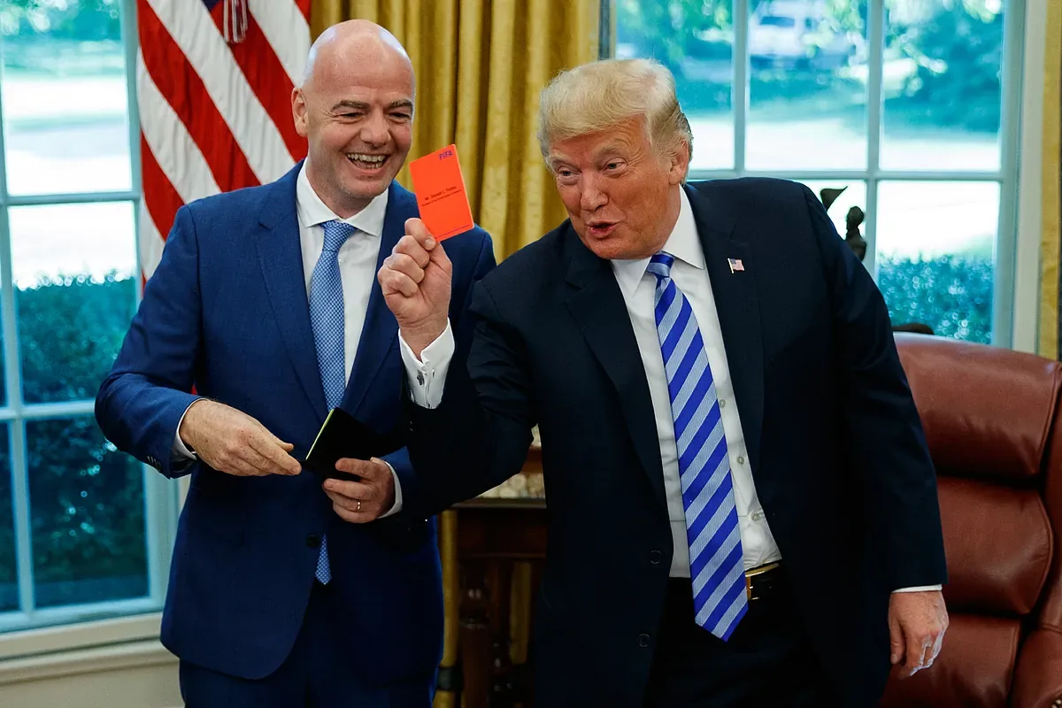 FIFA explora la creación de una filial comercial y enfrenta oposición de la UEFA