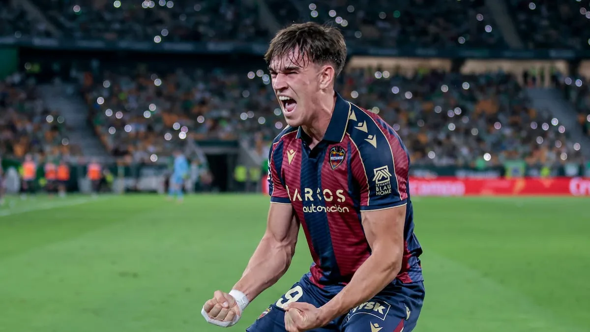 Madrid refuerza la delantera con el fichaje de Carlos Espí