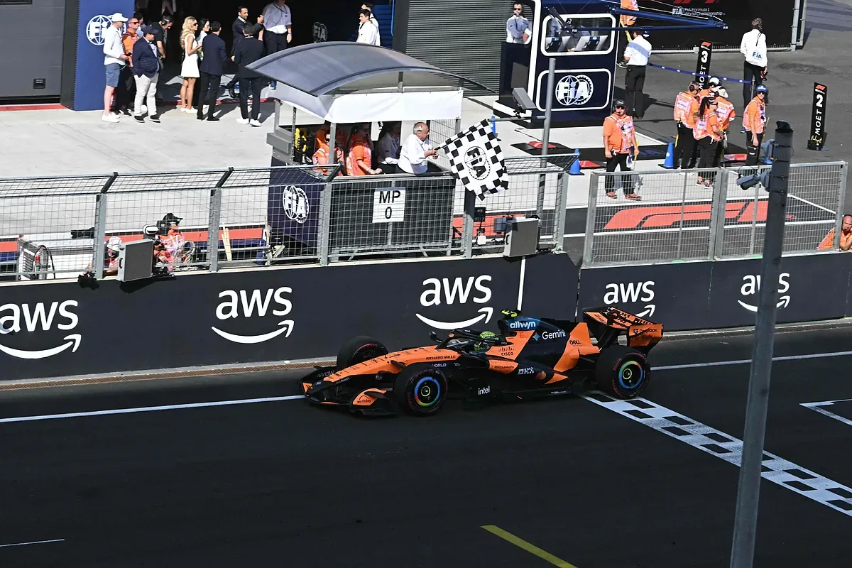 Norris gana en Hungría y Antonelli refuerza su liderato