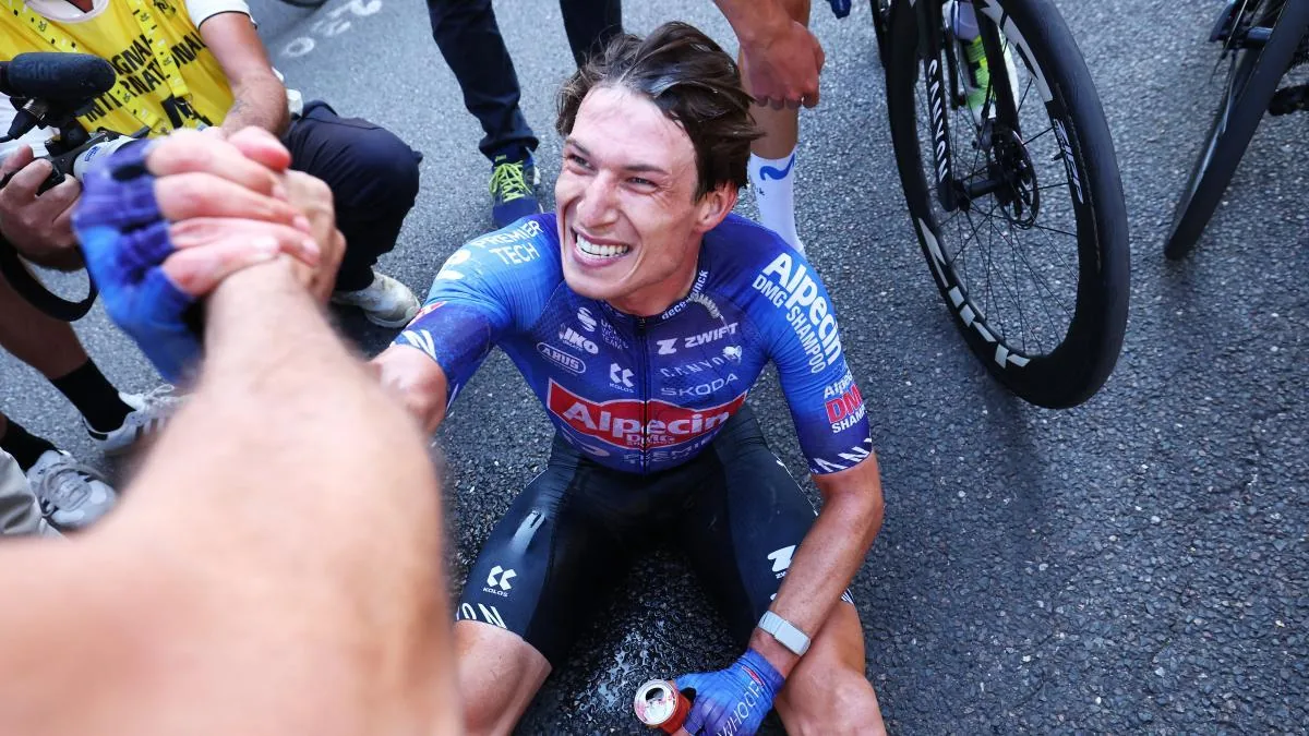 Voiron: Philipsen logra su primera victoria en el Tour tras una etapa caótica