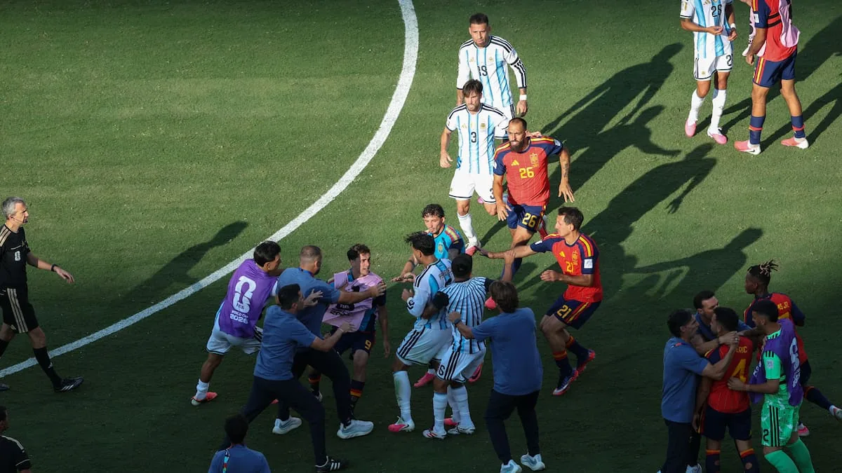 La FIFA sanciona a jugadores de Argentina y España tras la final del Mundial